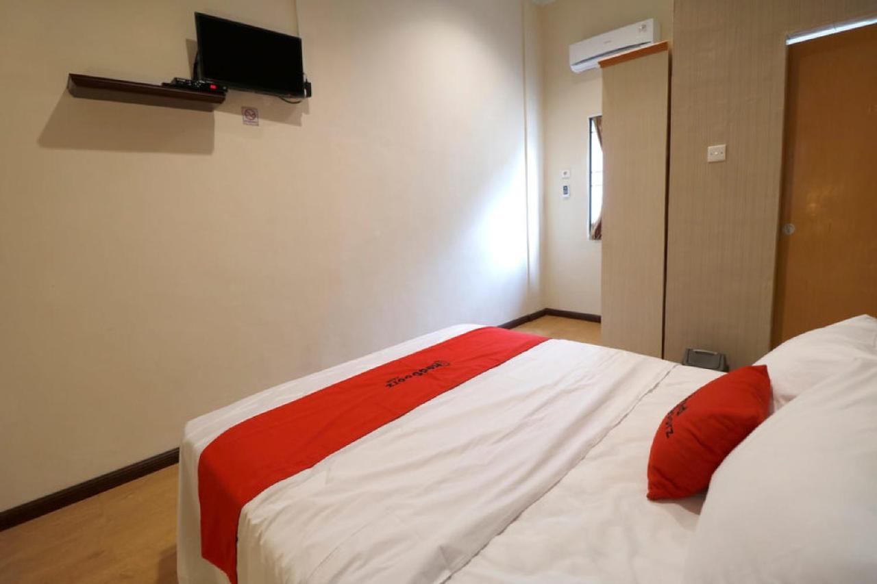 Reddoorz Plus Near Universitas Sumatera Utara Medan Extérieur photo