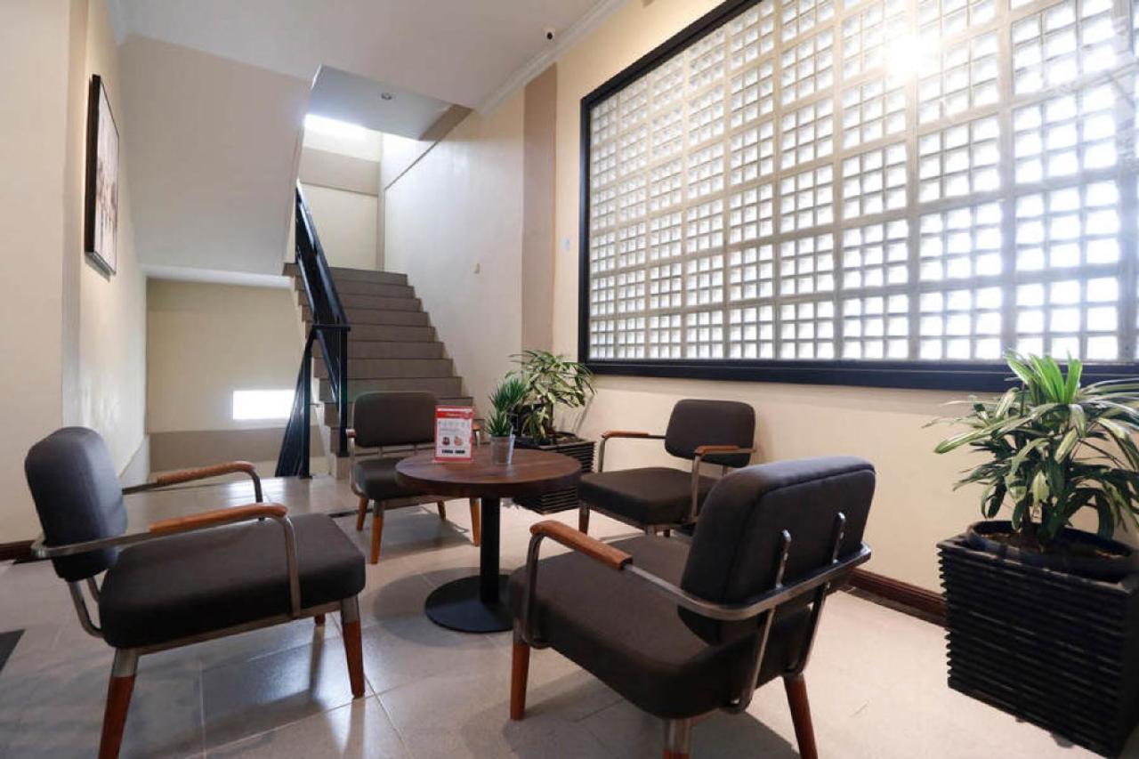 Reddoorz Plus Near Universitas Sumatera Utara Medan Extérieur photo